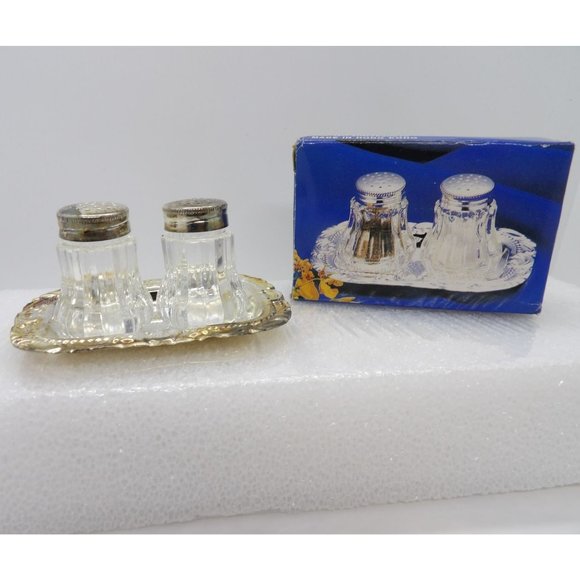 Unbranded Other - Silver Salt and Pepper Shaker Set on Tray needs polishing NEW